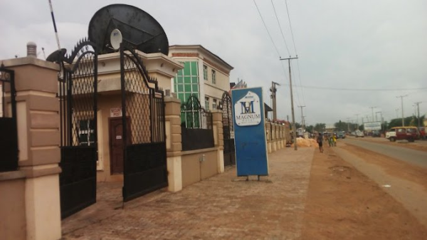 Magnum Hotel And Suites